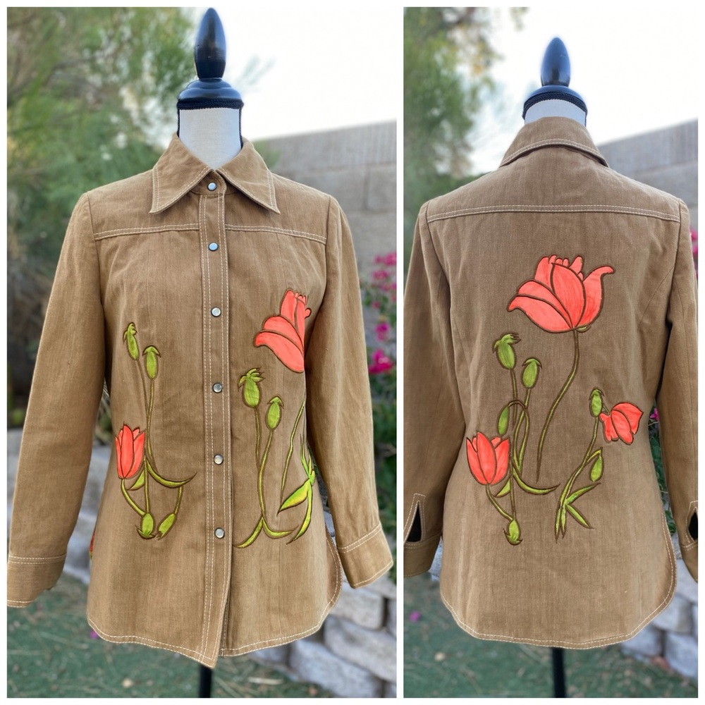 Vintage 70s pearl snap point collar cotton shacket with floral appliqué